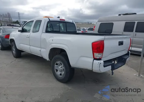 2017 Toyota Tacoma Sr z USA, uszkodzony, nr VIN 5TFRX5GN4HX081539